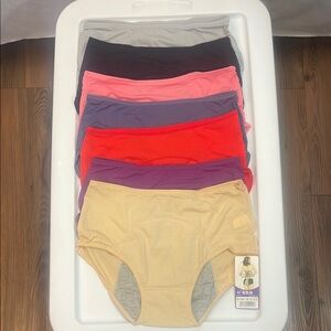 Multicolor Breathable Women’s Panties Set of 7.